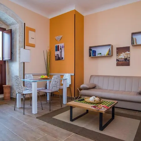 La Nicchia 2 Apartment Noto Exterior photo
